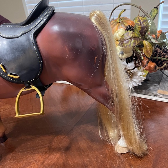 Our Generation Battat Horse 19-1/2” High 19” Long Vintage English Saddle - Picture 4 of 10